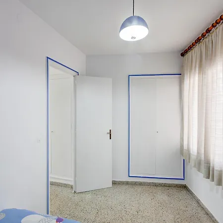 In With Beachfront View Ρόζες