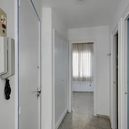 Διαμέρισμα In With Beachfront View