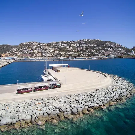 In With Beachfront View * Ρόζες